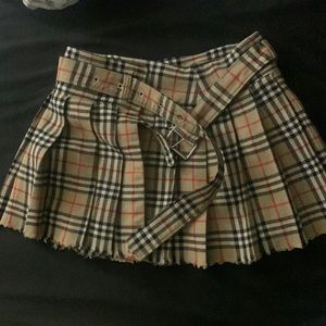 Burberry wool kilt skirt